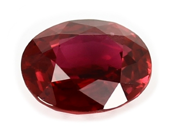 Un rubis du Siam parfaitement pur de plus de 3.50 cts rubis siam