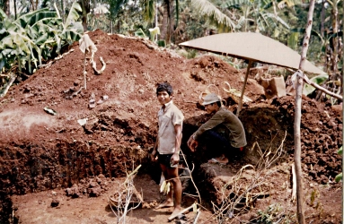 Exploitation d'une mine de rubis dans la région de Mogok rubis mine mogok